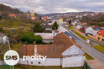 Prodej rodinného domu, 4+1,143 m² se zahradním domem 1+1, 49 - 16