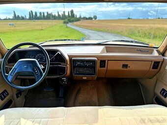 1987 Ford F-350 7.5 V8 | CENTURION - 16