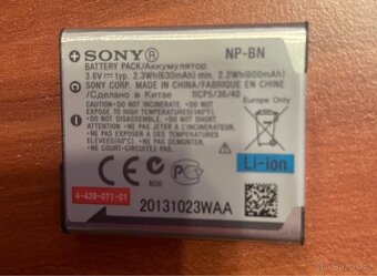 Digitální kompakt Sony CyberShot DSC W730 - 16