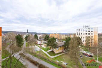 Prostorný byt 4+1, 84 m2, klidná ulice, výhledy do zeleně, K - 16