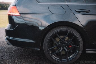 Volkswagen Golf R mk7 Variant - 16