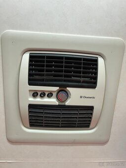 Ford Capron obytný vůz - 16