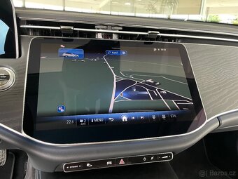 Mercedes-Benz E220d Avantgarde KeyLess DPH - 16
