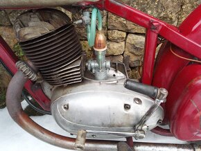 Jawa 250 pérák - 16