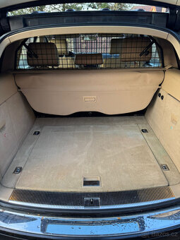 Volkswagen Touareg 2.5 TDI – 1. majitel, perfektní stav - 16