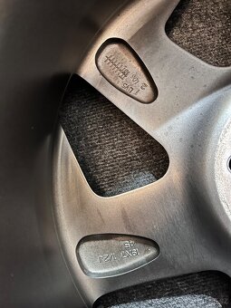 5x114,3 R19 Honda CRV originál Alu disky - TOP - 16