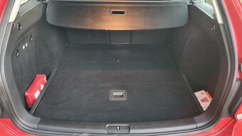 VOLKWAGEN GOLF 6 Comfortline kombi - 2,0TDI 103kW - Manuál. - 16