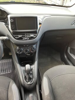 Peugeot 208 1.2 PureTech, 2016, 139 000 km, 1. majitel, 2 sa - 16