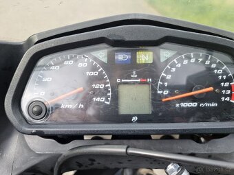 Honda Varadero 125 - 16