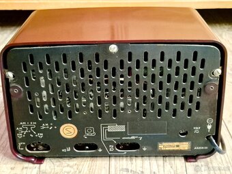 Staré rádio Philips B3X72U/69, 1957-58, Holandsko - 16