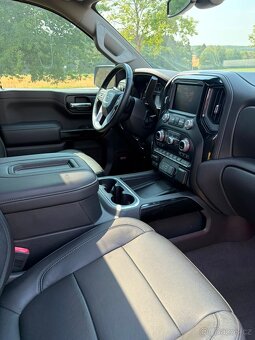 GMC Sierra 1500 6.2 V8 BLACK WIDOW (2019) - 16