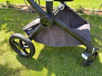 Bugaboo fox 3 + Autosedačka (0-15 měsíců) - 16