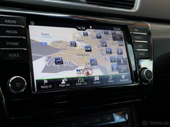 Škoda Superb 2.0TDi 110kW DSG Style - 16