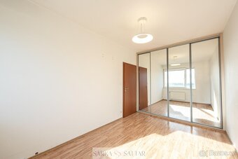 Prodej světlého 2+kk 48m2 plus balkon 6m2 a garážové stání,  - 16