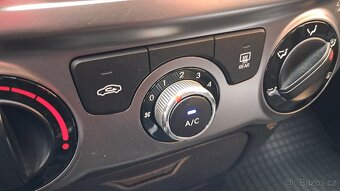 Hyundai i20, 1.2i / 62KW 1.MAJITEL ČR - 16