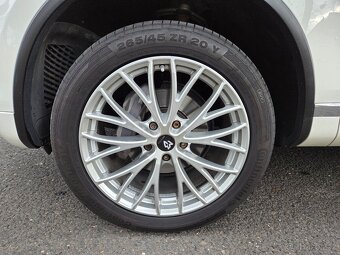 Nabízím k prodeji Volkswagen Touareg 3.0 Tdi 176Kw - 16