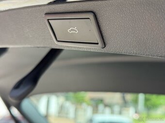 Škoda Octavia combi III 2.0tdi 110kw DSG-NAVI-SENZORY - 16