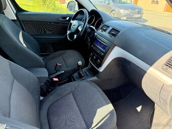 Škoda Yeti 2.0 TDi 103kW 4x4 / Tažné zařízení - 16