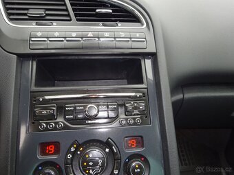 Peugeot 5008 2,0 HDI, 7MÍST - 16
