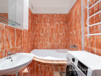 Pronájem bytu 3+1, Vitošská, Modřany,  23900 Kč/měs, 75 m2 - 16