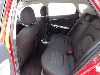 Kia Ceed 1.6GDi,99kW,1majČR,S.kniha,64tkm,ESP,klima - 16