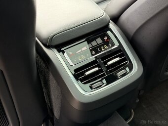 Volvo XC60 R-Design 173kW 5L-Záruka Tažné - 16