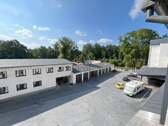 Pronájem skladových prostor 100 m2 - U Dolního Skrýchova u J - 16