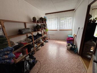 Prodám dům 5+1+garáž, okres Jičín, obec Podůlší - 16