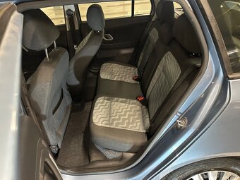 Škoda Fabia 1.2 HTP, 51 KW Ambiente – kombi, klima, tempomat - 16
