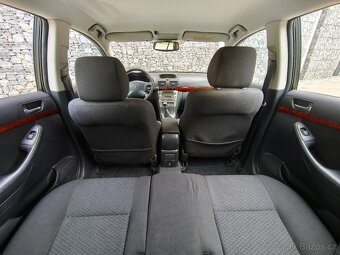 Toyota Avensis 2.2d,D4D 110kw Combi,Tažné,Výhřevy,ALU,XENONY - 16