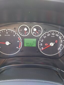 Prodám Ford tourneo connect 1.8 tdci - 16