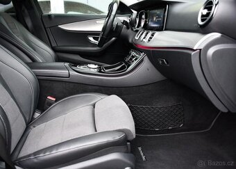 Mercedes-Benz Třídy E 220d 4M NEZ.TOP LED TAŽNÉ - 16