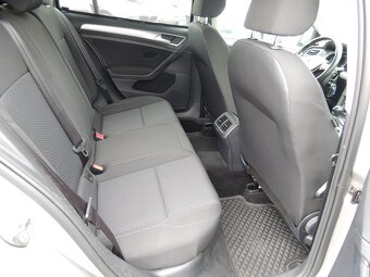 VW Golf Variant 1.6TDi,85kw,2018,2.maj.-21%DPH - 16