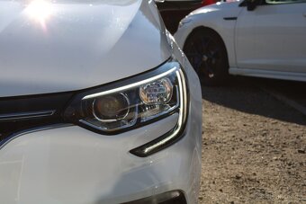 Renault Mégane 1,6 SCe ČR,INITIALE PARIS,2018 - 16