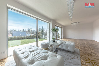 Prodej rodinného domu 7+1, 198 m², Klobuky, ul. Učitelská - 16