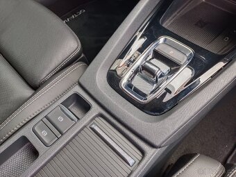 Škoda Octavia 4 Combi 2.0TDI 110kW DSG Webasto Virtual ACC - 16
