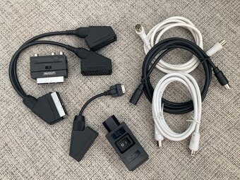 DVD / pohlednice / časopisy / kabely-redukce-adaptéry - 16