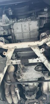 Bmw 5 e39 525d 120kw sedan manuál r.v 2001 najeto 260tkm - 16