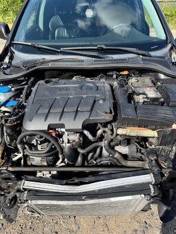 Prodám Škodu Superb II 2.0 TDI CR DSG – bohatá výbava - 16