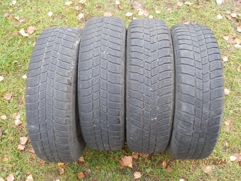 4xObutá zimní sada kol na ŠKODA CITIGO   BARUM 165/70 R14 - 16
