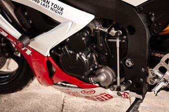 Suzuki GSX-R 600 2006 - 16
