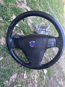 náhradní díly pro volvo v50,v40 2004,2011 - 16