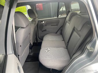 Ford Fusion 1.6 i 74kW Klima,Centrál DO - 16
