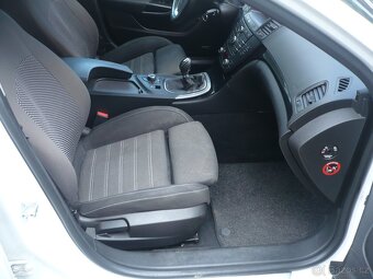 Opel  Insignia 2.0 CDTi - 16