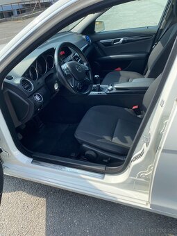 MERCEDES-BENZ C180 T CDi BlueEfficiency r.v 2012 naj.189.000 - 16