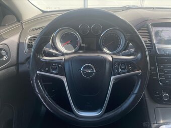 Opel Insignia 2,0 CDTI  Sports Tourer S/S (2010) - 16