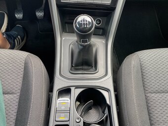 Volkswagen Touran, 1.4 TSI 110kW - 1xMAJ.-7 MÍST - 16