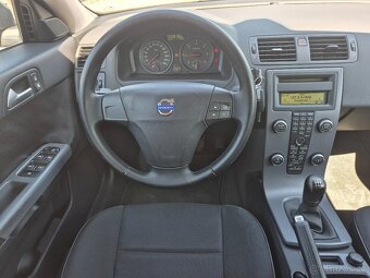 Volvo V50 1.6D,80KW,KLIMA,BEZ KOROZE,R.V.2010 - 16