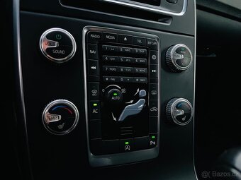 Volvo V60 2.0D3 5VÁLEC MANUÁL LED VÝHŘEV SENZORY - 16