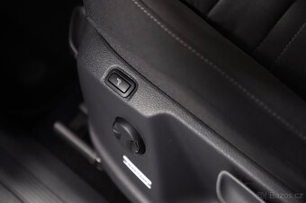 VW Touran Comfortline 2.0TDI 110kW DSG - záruka Autodraft - 16